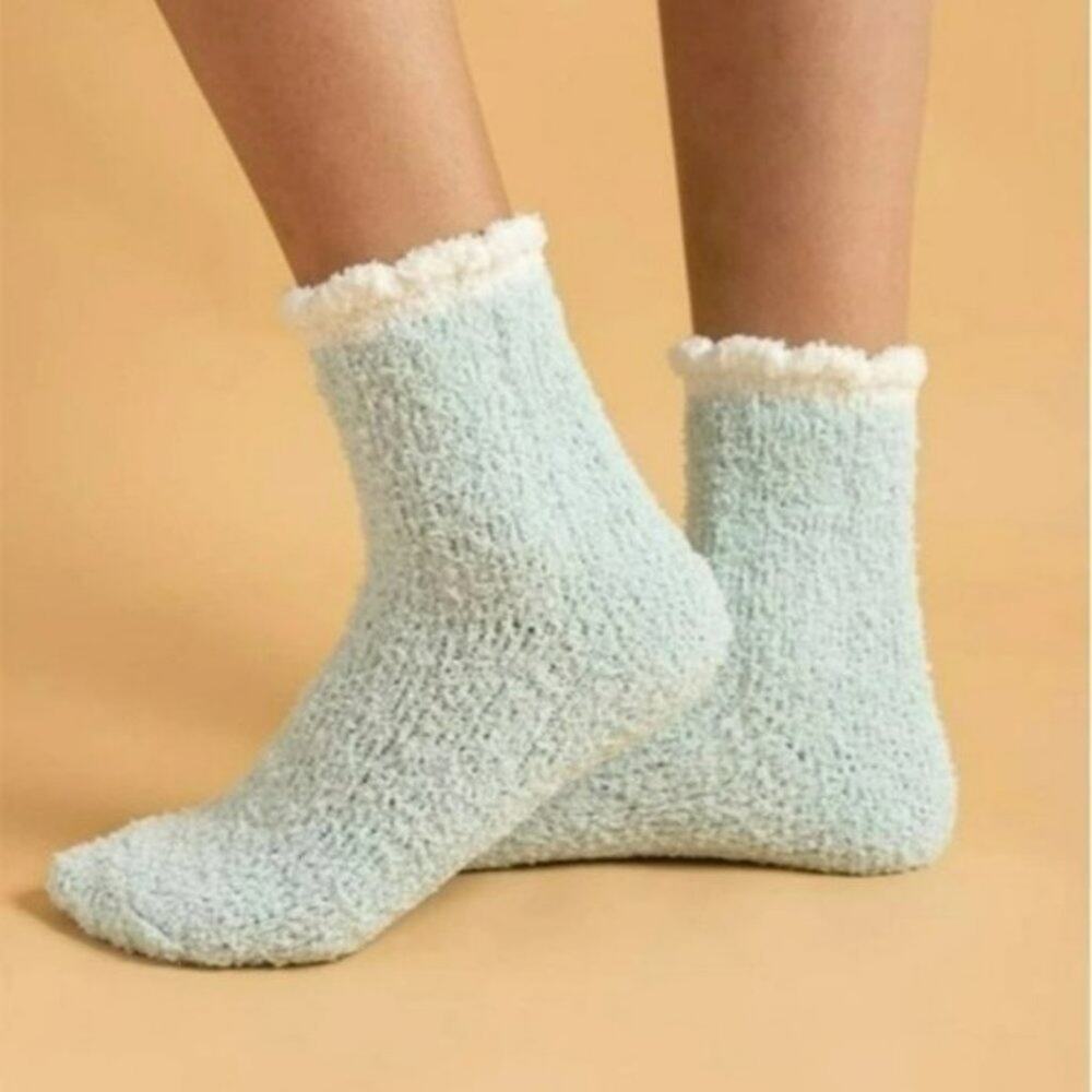 Fuzzy Lace Trim Socks